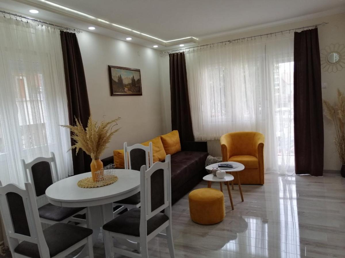 Apartman Zi-Zo Apartment Vrsac Luaran gambar